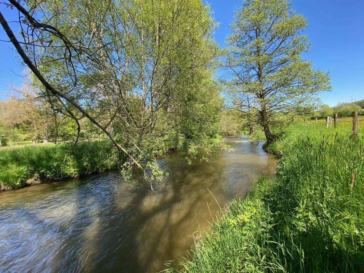Le Héron - Gîte de charme avec rivière - 6 ou 10 personnes Fauvillers Extérieur photo