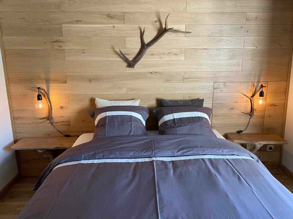 Le Héron - Gîte de charme avec rivière - 6 ou 10 personnes Fauvillers Extérieur photo
